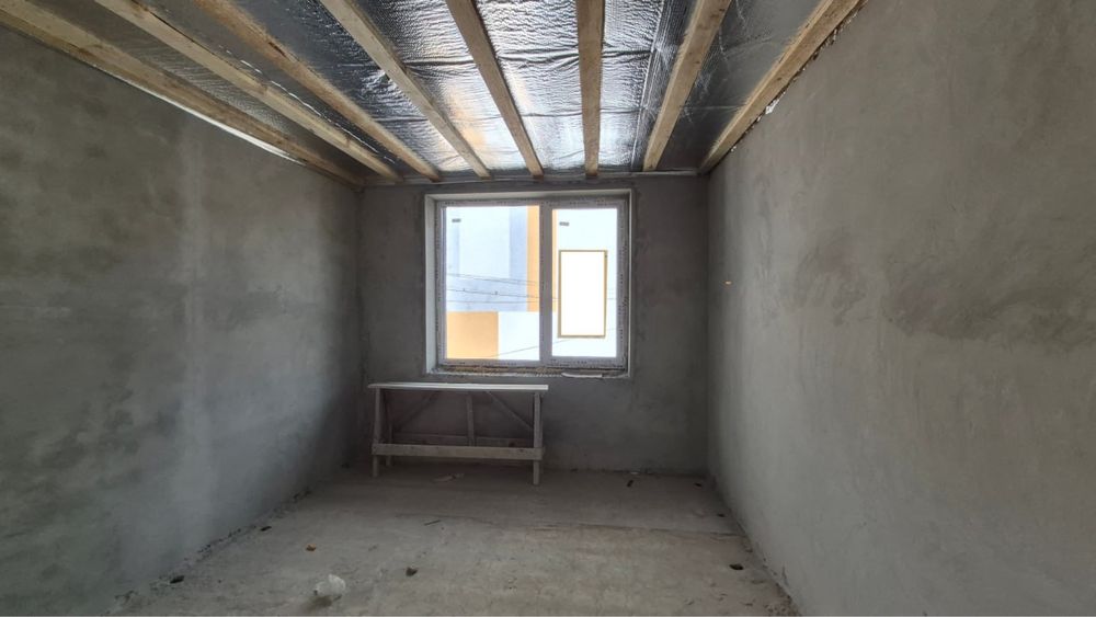 Продається будинок в центрі міста