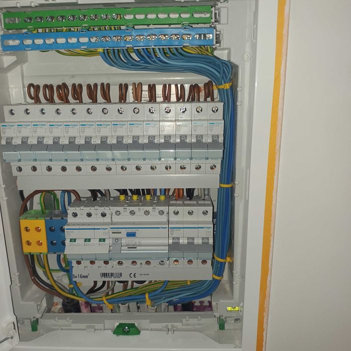 Usługi elektryczne 24h Remonty