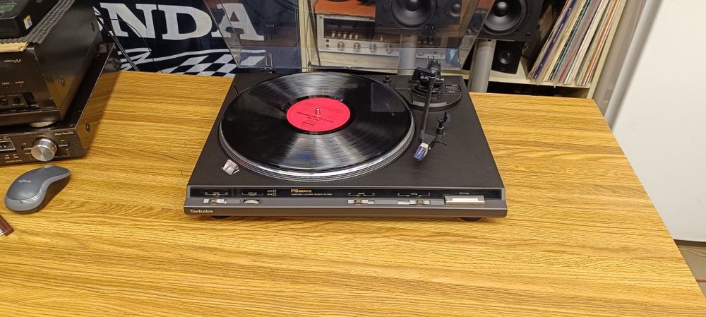 Вініловий програвач Technics SL-BD 3 (відео роботи)