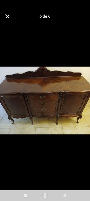Móvel antigo em bom estado