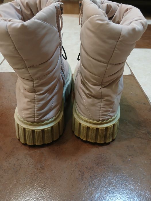 Зимові черевики 35 розмір