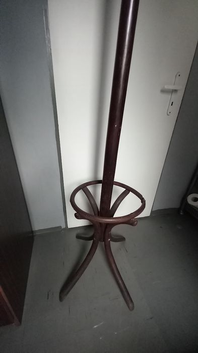 Stary drewniany wieszak stojacy wys 200cm