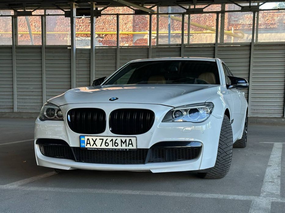 Продам BMW 740i в гарному стані
