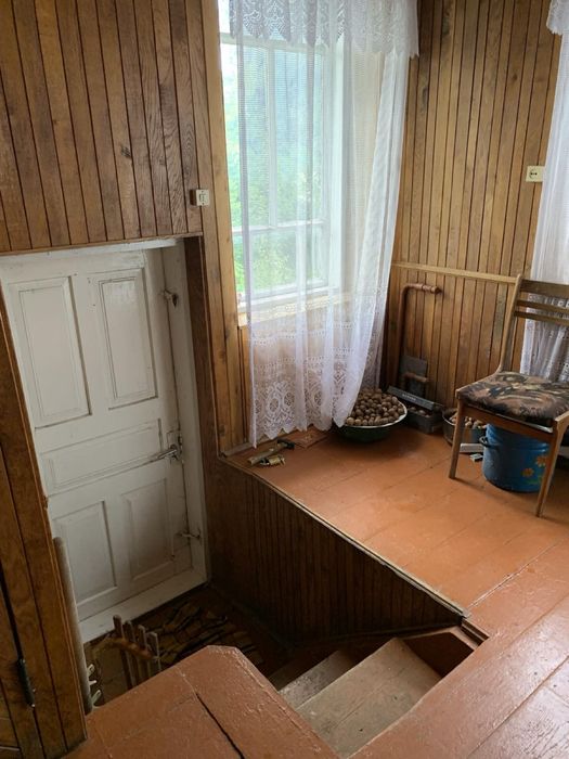 Продам будинок в центрі Борщова