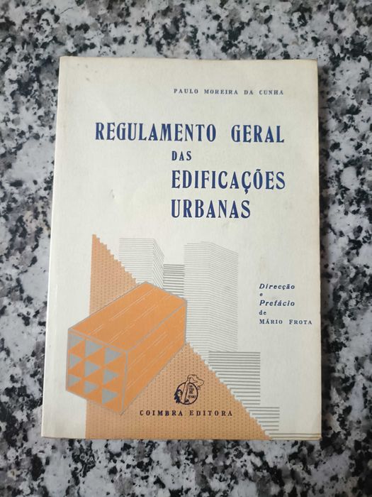 Lote de 10 livros diversos Direito