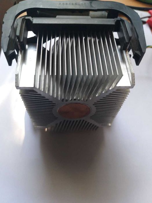 Комплектующие для Pentium 3-4 разные