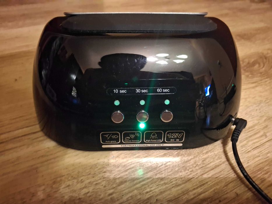 Lampa UV do paznokci !!!