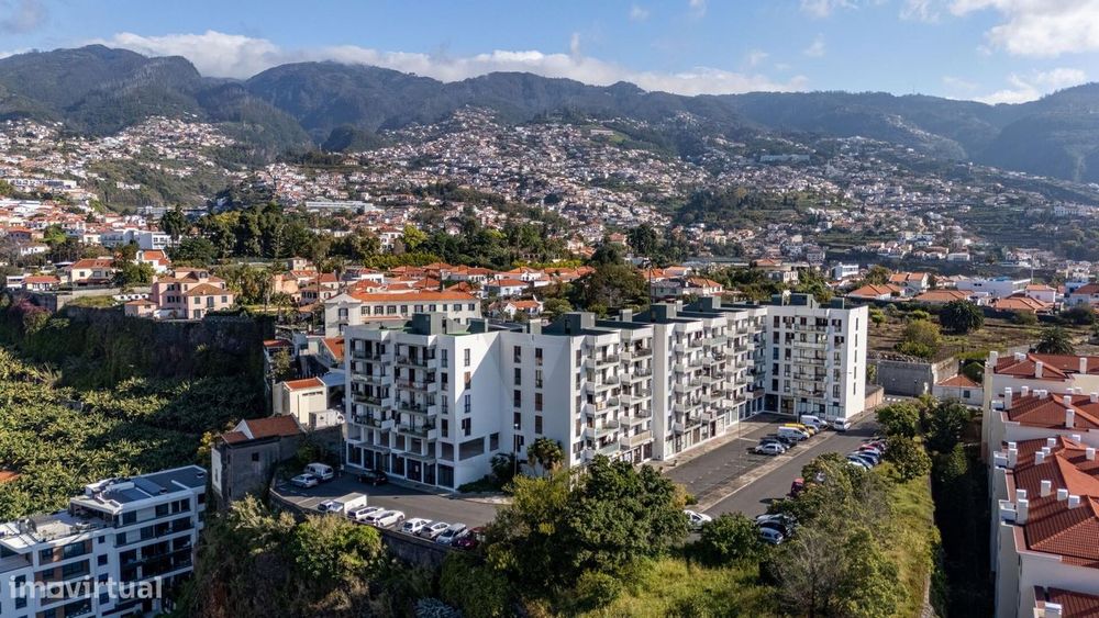 Apartamento T2 localizado na Achada