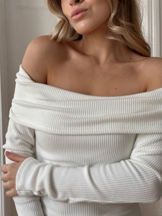 Тепленька жіноча сукня в рубчик, ангора. Подовжене платя, купити