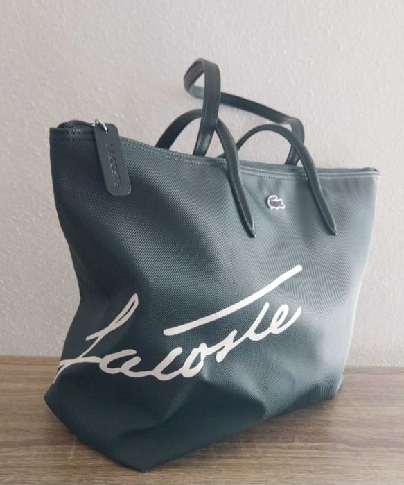 Mala Lacoste como nova