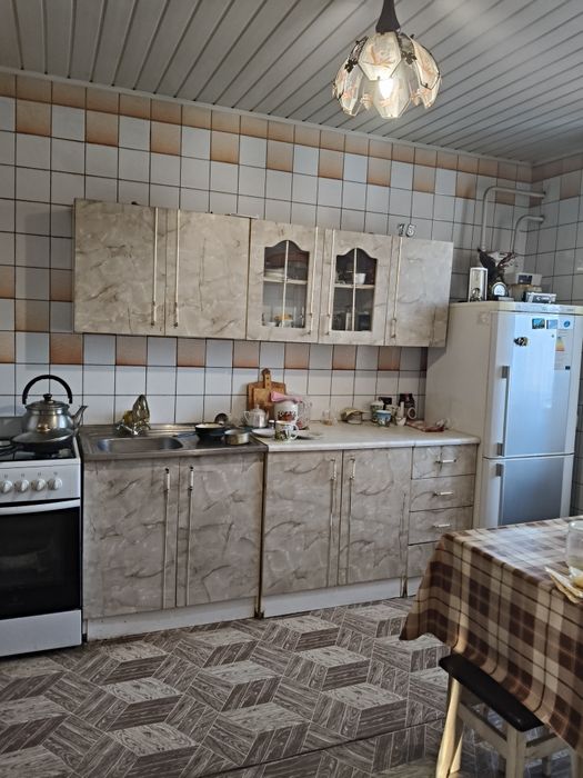 Продам будинок зі зручностями і сауною