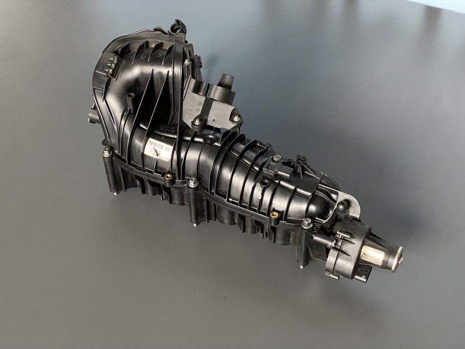 Впускний Колектор BMW Е60 Е61 E90 E91 N47D20A 2.0 Дизель  Колектор