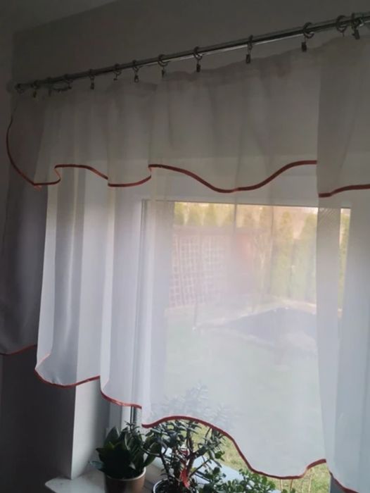 Firanka ozdobna krótka