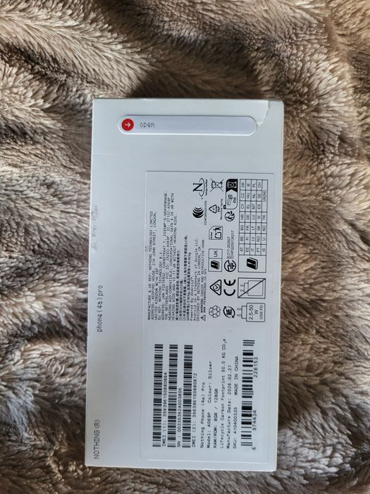 Smartfon Nothing Phone (4a) Pro 8/128GB Black lub Silver