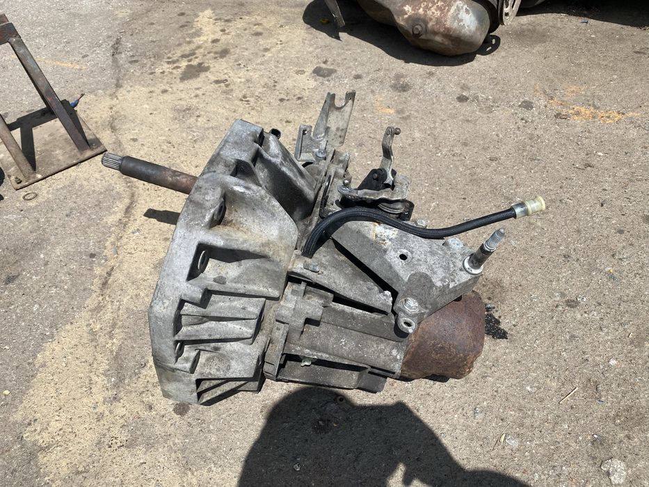 Продам кпп Renault Kangoo