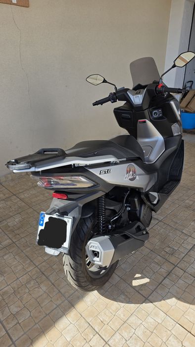 VOGE SR1 125 como nova