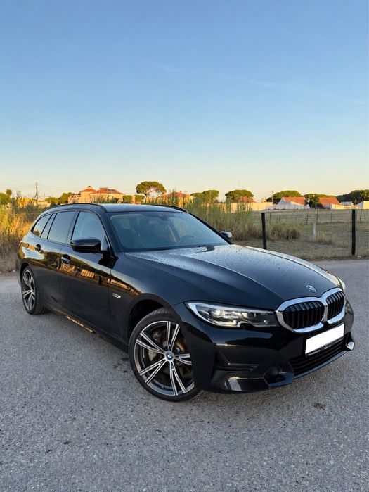 BMW 330e Touring Plug-in Hybrid 292 cv