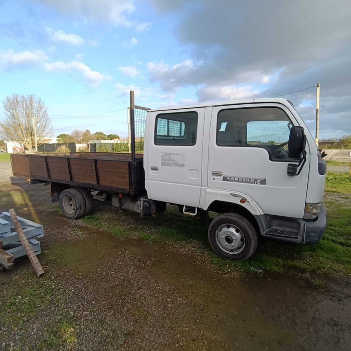 Nissan cabstar cabine dupla 7 lugares