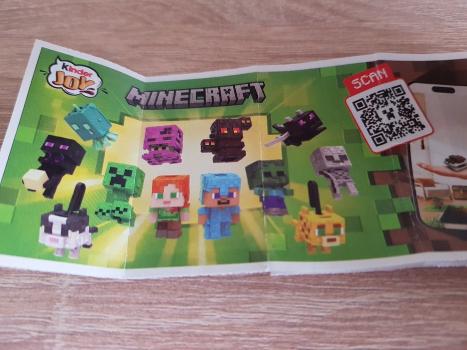 Figurka Minecraft Alex Jajko Kinder