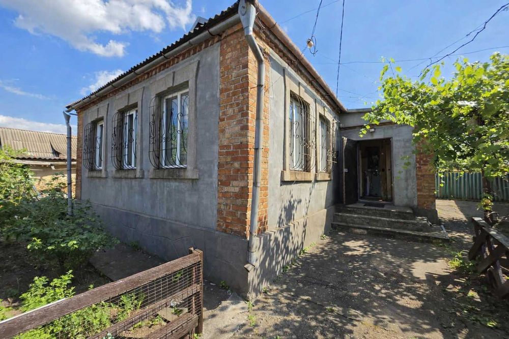 Продаётся уютный дом по ул. Мальвова, рядом Кобылянского