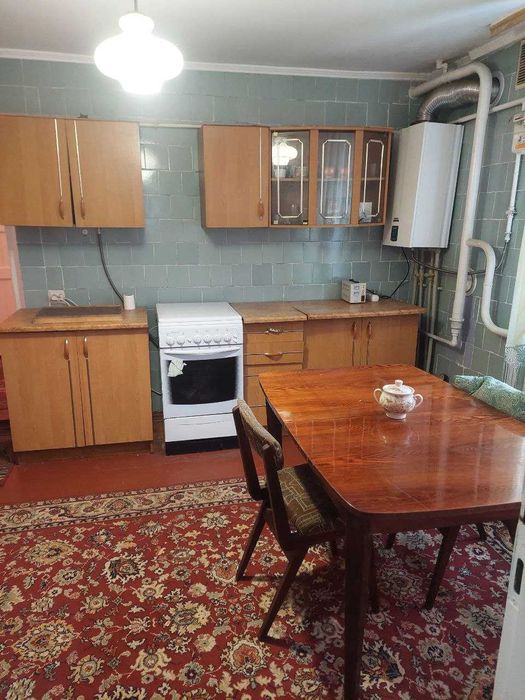 Продаж будинку від вланиска