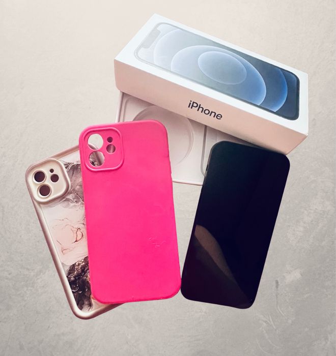 Продам Iphone 12