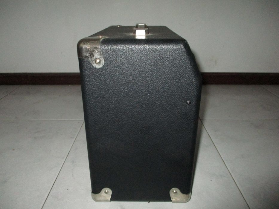 Amplificador Fender Frontman 20G