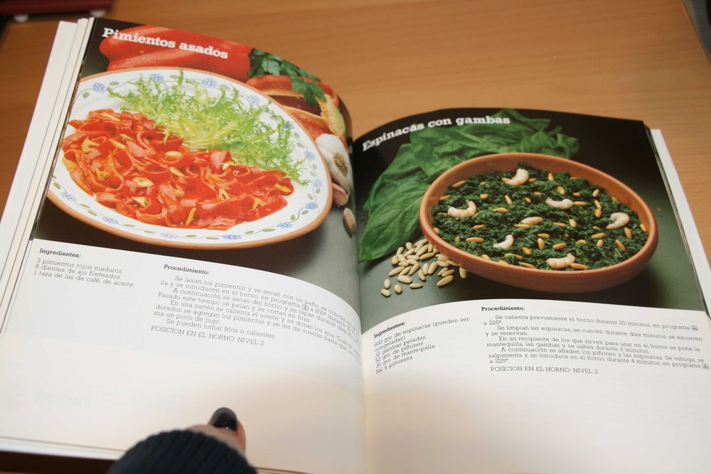 Livro "82 Fantásticas Recetas del Multifunción Fagor"