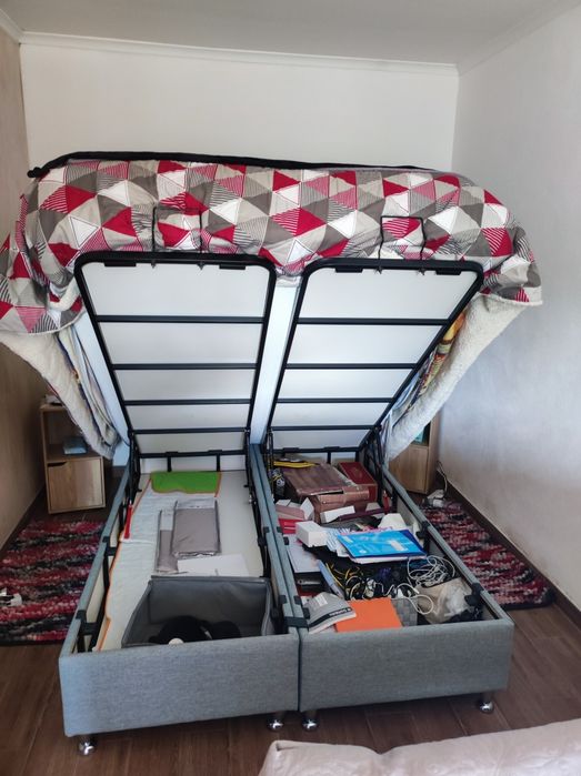 Cama, colchão Emma e cómoda