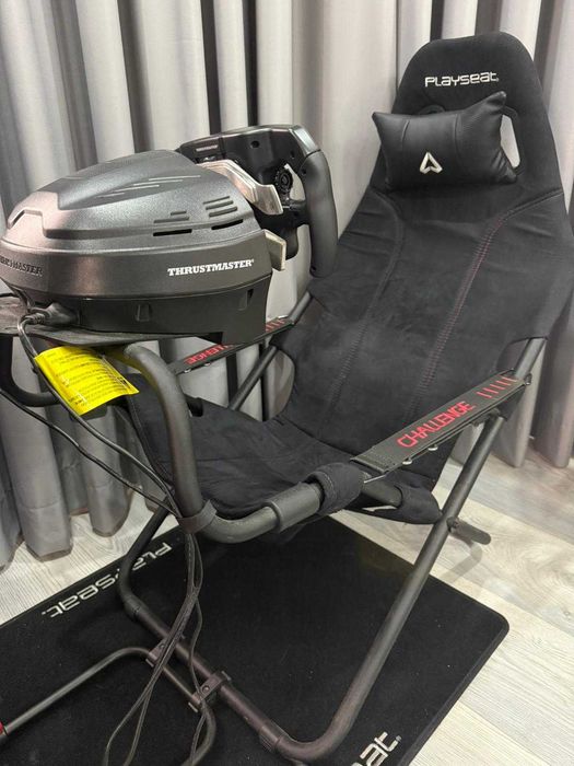 Thrustmaster simulator