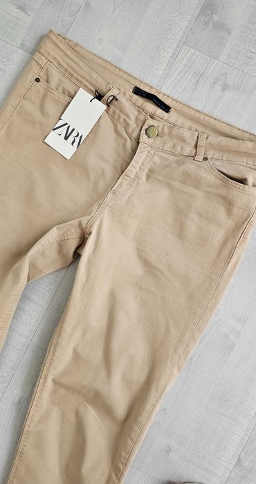 Zara spodnie rurki jeansy beżowe roz 42