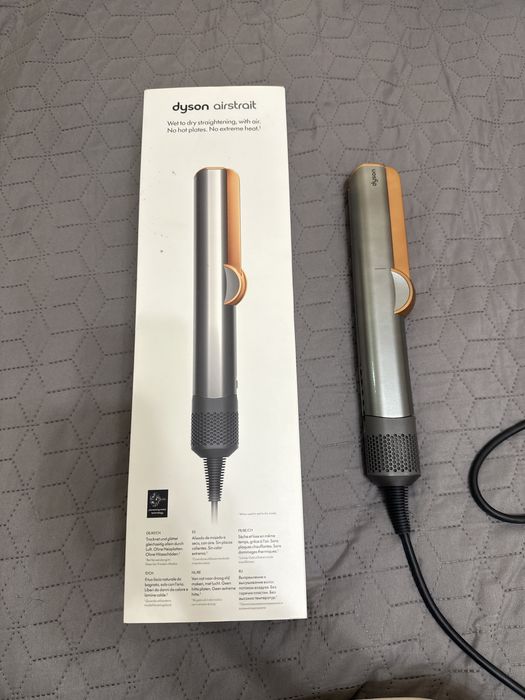 Фен-випрямляч Dyson airstrait