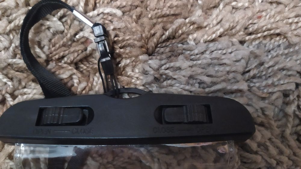 Przeciwdeszczowe etui na telefon, może być do biegania