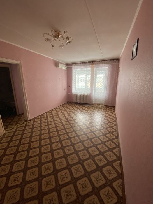 Продаю трехкомнатную квартиру на Севгоке!