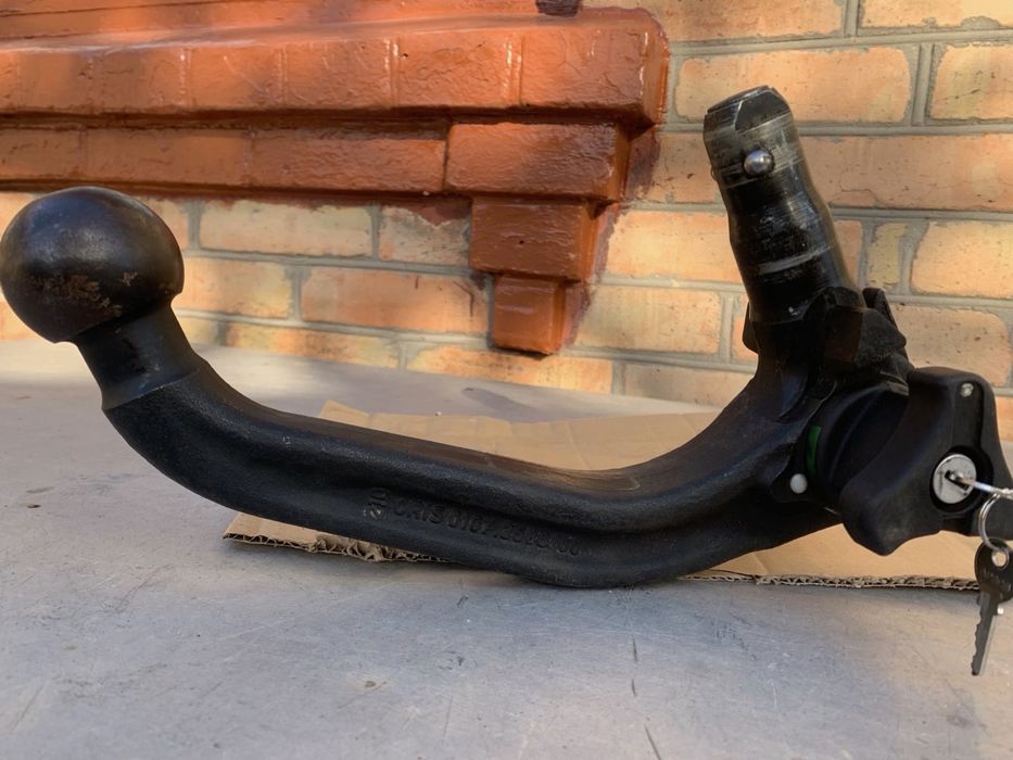 Фаркоп для автомобіля Mercedes-Benz E-Class W210