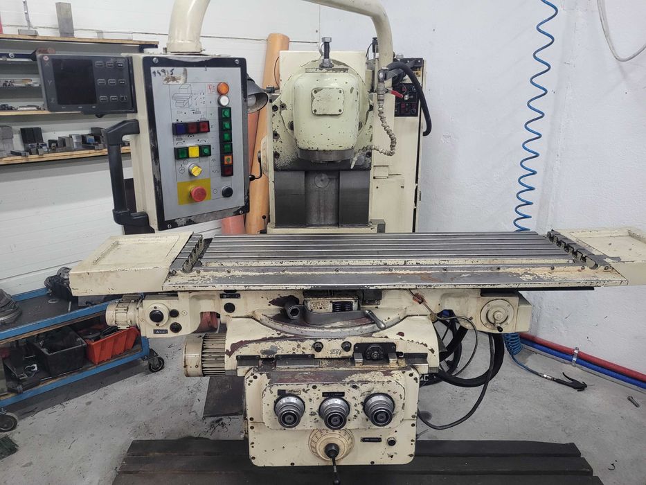 Frezarka uniwersalna Heckert F400