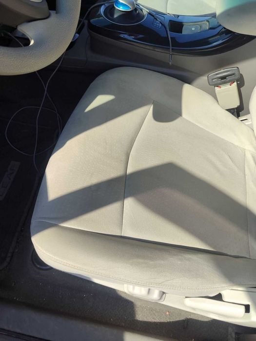 nissan leaf салон бежевий 3 сидіння в зборі з обшивками