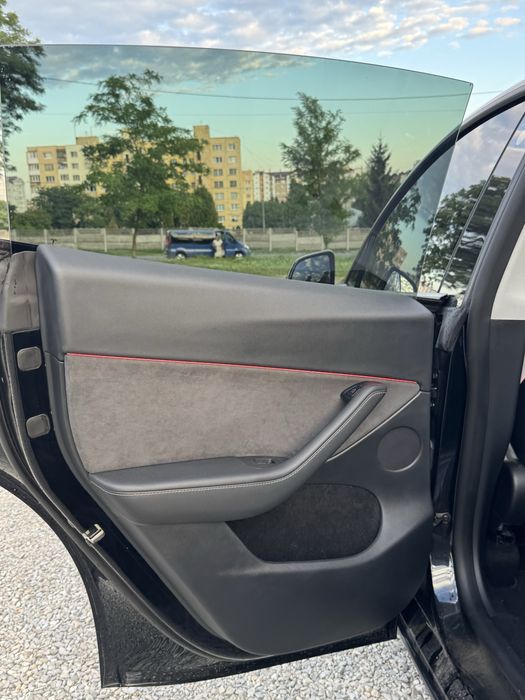 Продам Tesla Model Y 2023р модельного