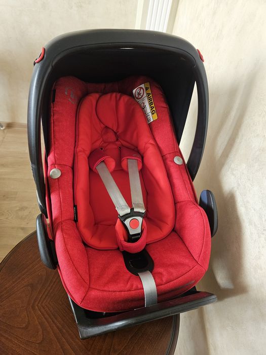 Автокрісло maxi-cosi pebble plus+ база isofix