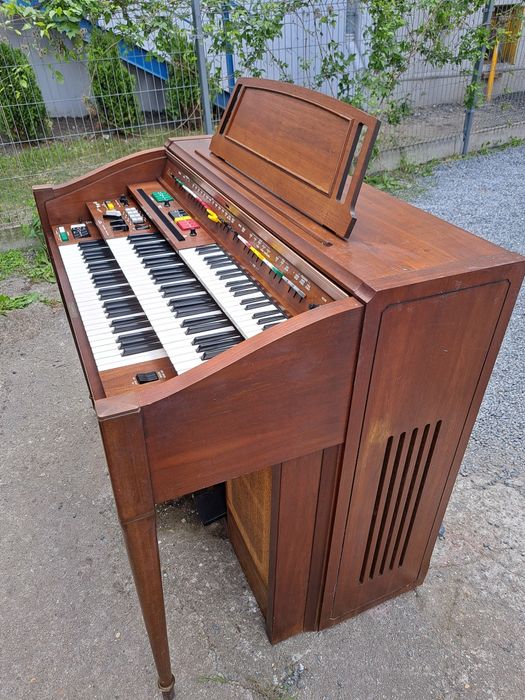 Organy Yamaha  Electrone DK-40C