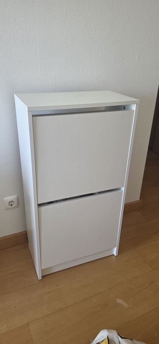 Sapateira branca ikea BISSA