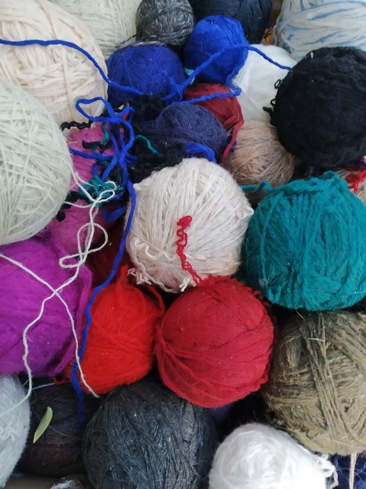 Продам б/у пряжу для вязания