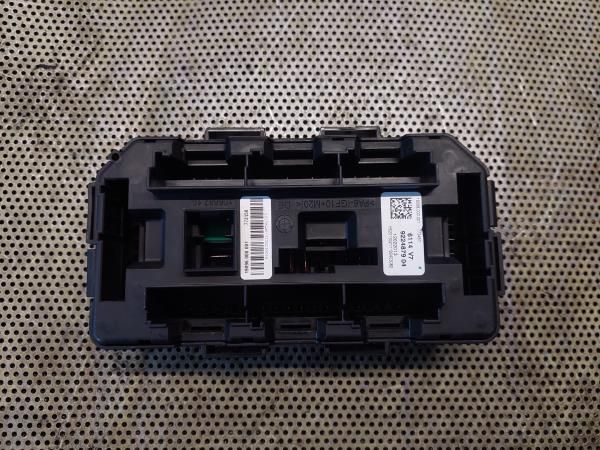 Caixa fusíveis / SAM / BSI BMW 1 (F21)