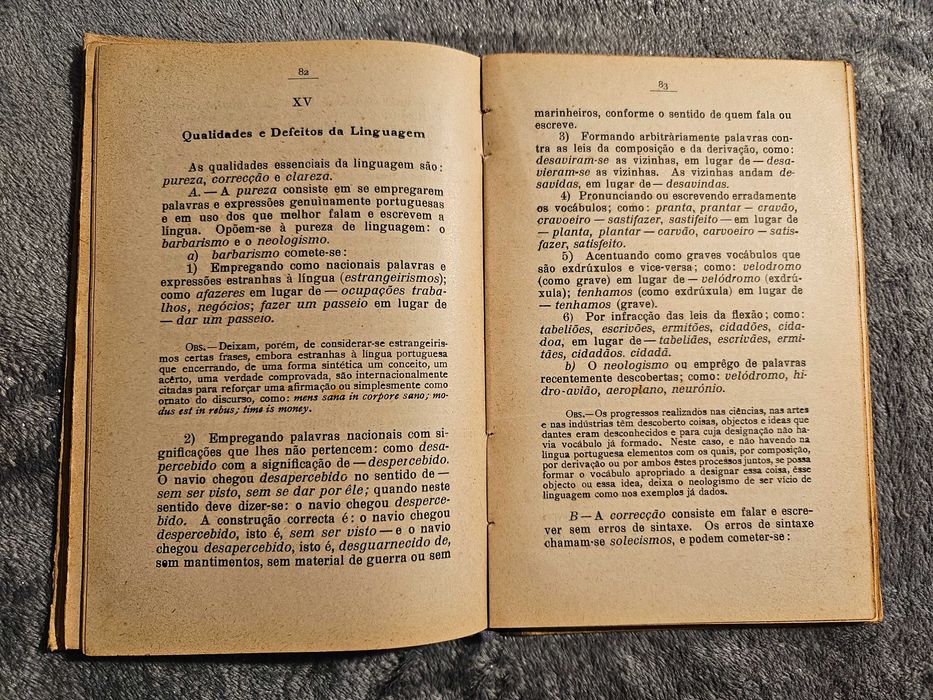 Pontos de gramática portuguesa e exercícios de redacção e composição