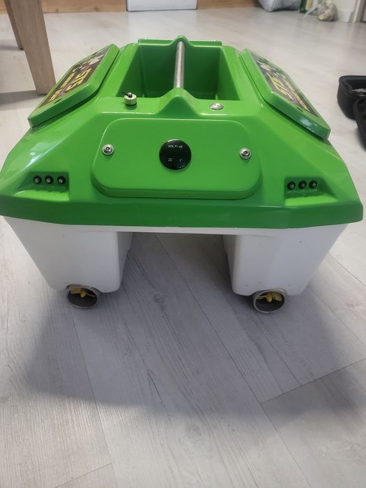 Łódka zanętowa STS jak nowa Brzeziny • OLX.pl