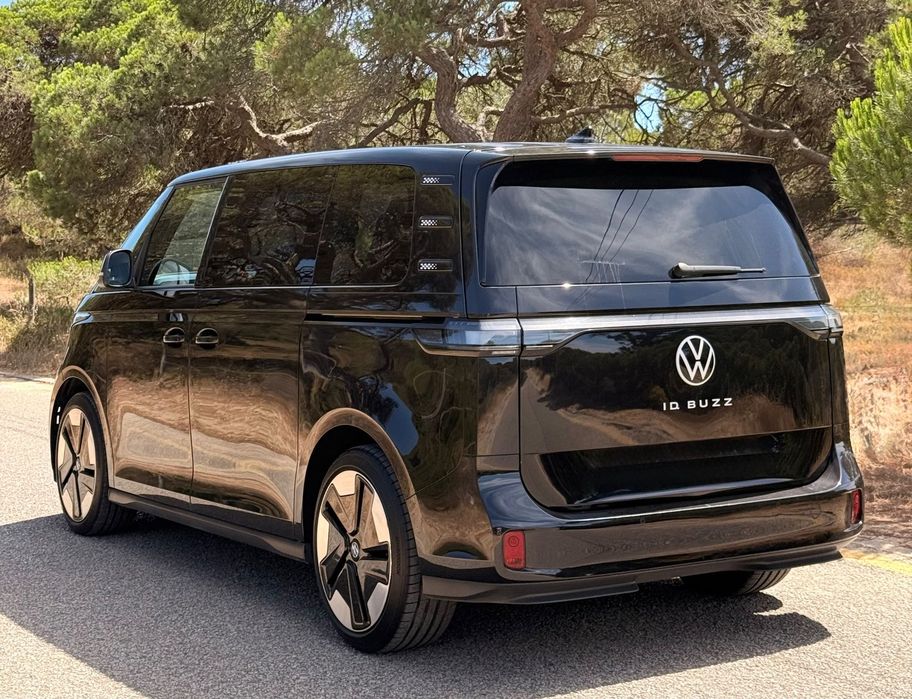 VW ID.Buzz Pro