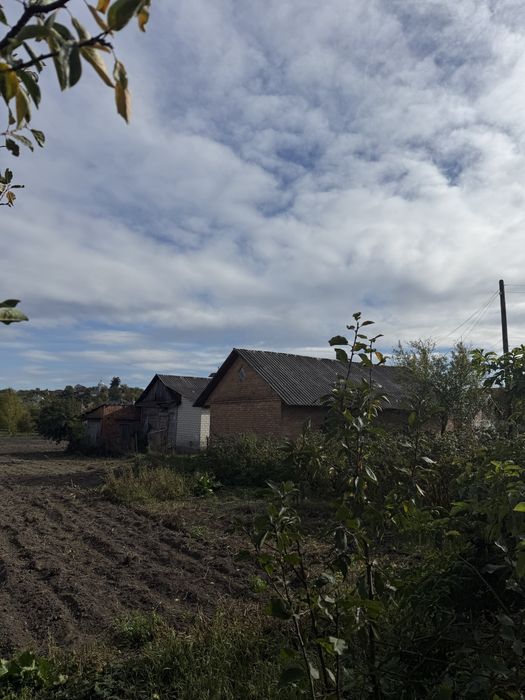 Продаж будинку с. Обарів по Луговій