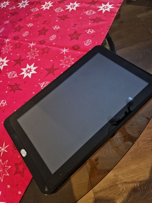Tablet lark freeme 10.01