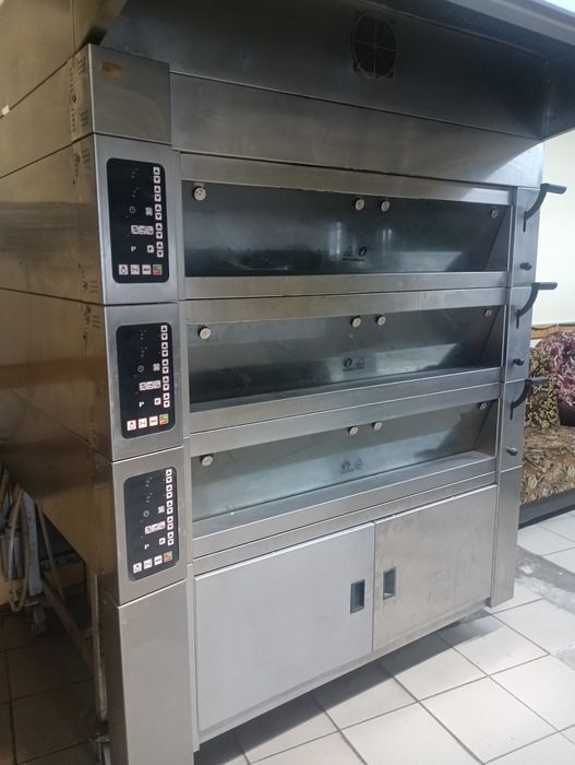 Продам піч подову кумкая