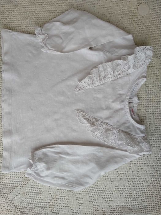 Blusa branca com folhos - Zara - 18 - 24 meses - 92 cm